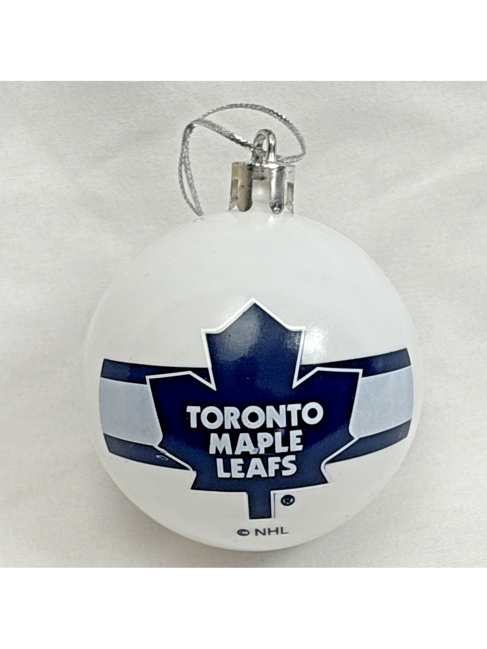 NHL Toronto Maple Leafs 2 1/4" White Christmas Ornament Boule